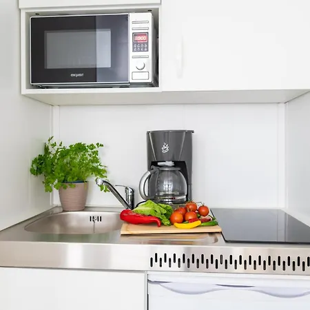 Waterfront 아파트