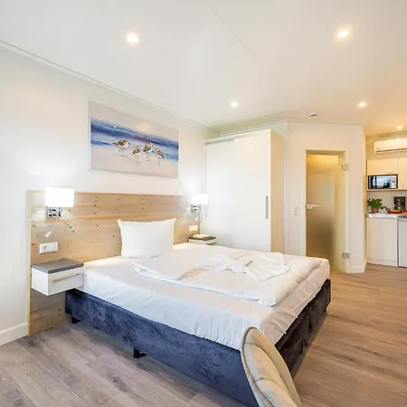 Waterfront 사가드